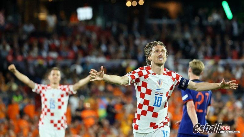 欧国联半决赛｜克罗地亚4–2荷兰，佩特科维奇加时赛建功
