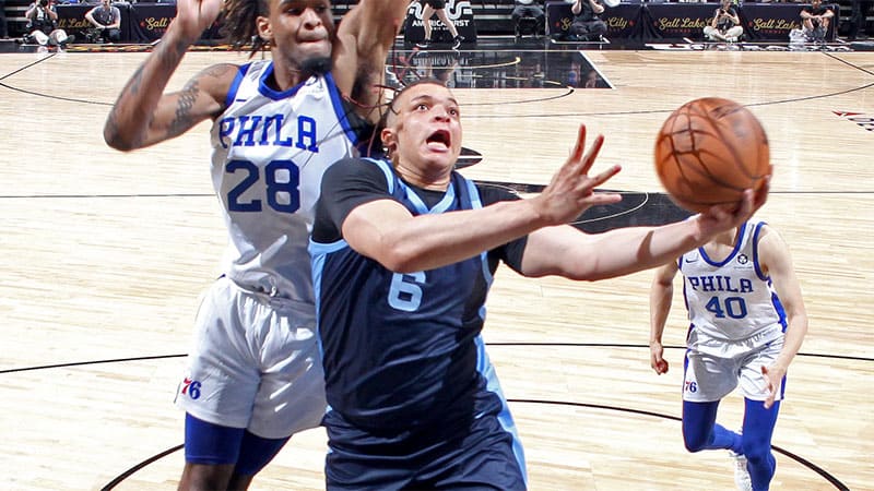 22023NBA夏季联赛回顾：76人92-94灰熊，灰熊落选秀洛夫顿再次发力