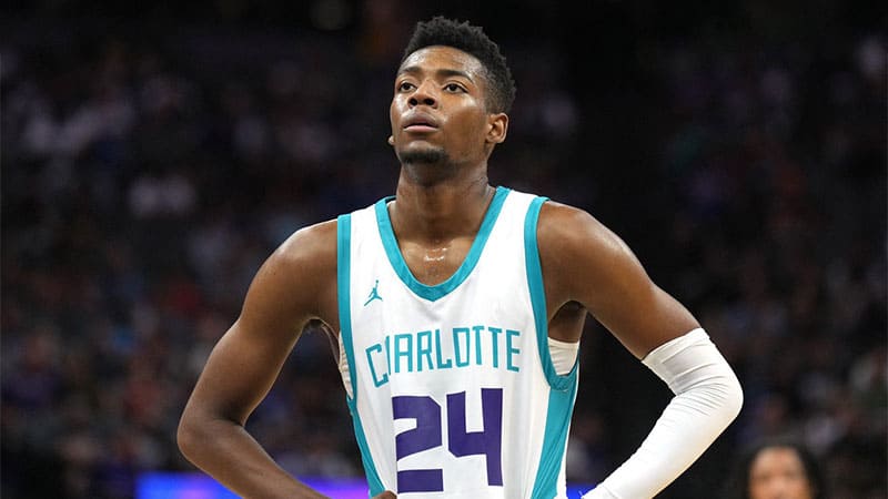 22023NBA夏季联赛回顾：马刺98-77黄蜂，榜眼米勒此战状态极其不稳